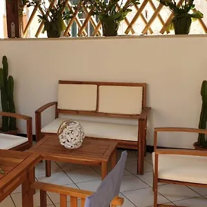 la-verandina.sicilyhotelsitaly.net/
